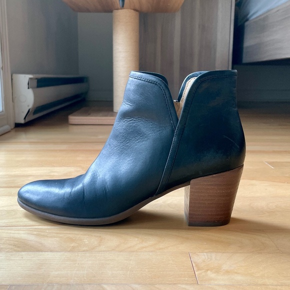 Geox Respira ankle boots - Picture 2 of 9